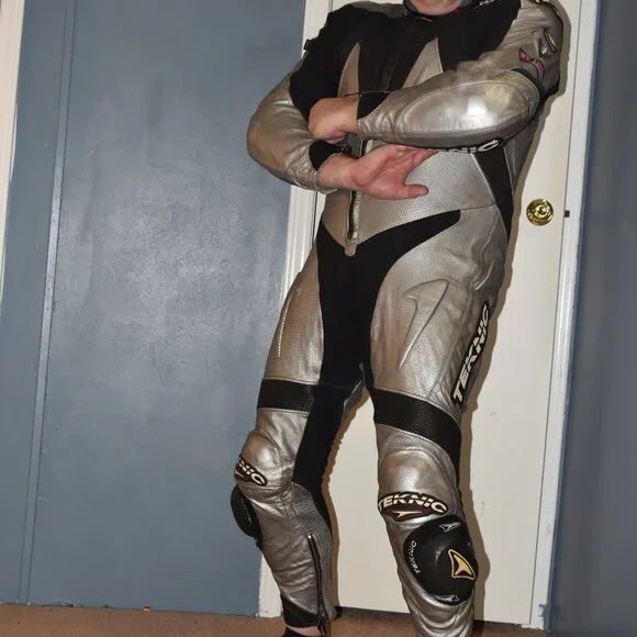 Teknic leather motorcycle suit, kangaroo hide, size US 44 - Picture 8 of 16